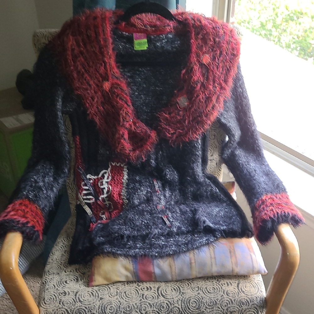 Elegant Black and Red Women's Cardigan